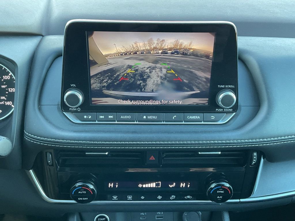 Used 2023 Nissan Rogue SV image 14