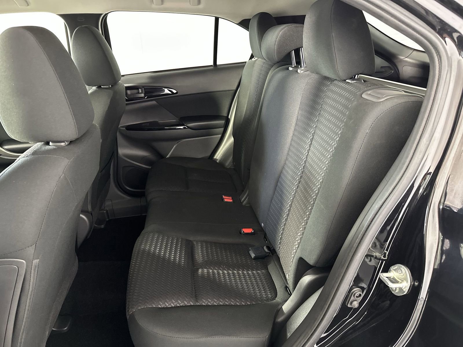 Used 2024 Mitsubishi Eclipse Cross LE image 23