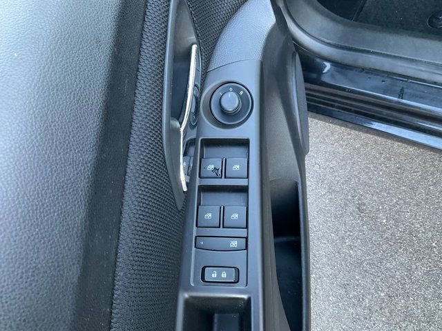 Used 2015 Chevrolet Cruze LT image 7
