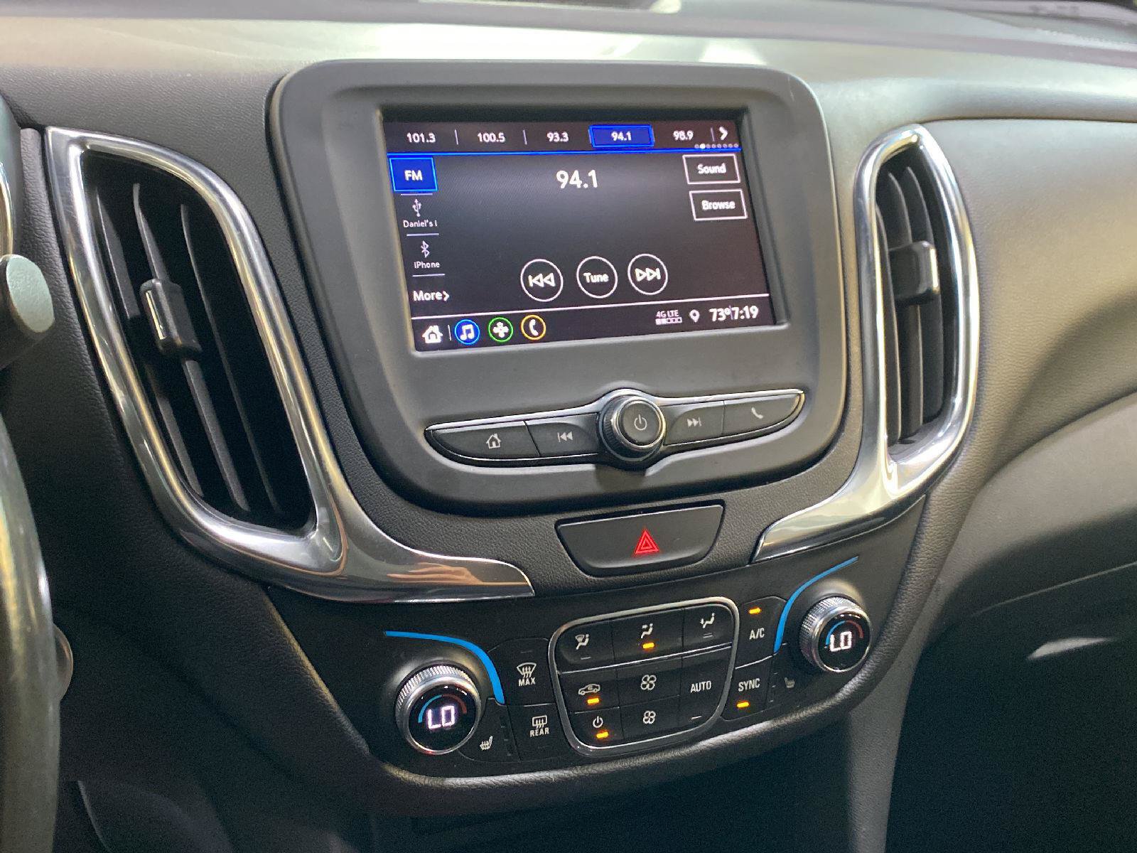 Used 2020 Chevrolet Equinox LT w/ Driver Convenience Package FWD image 18