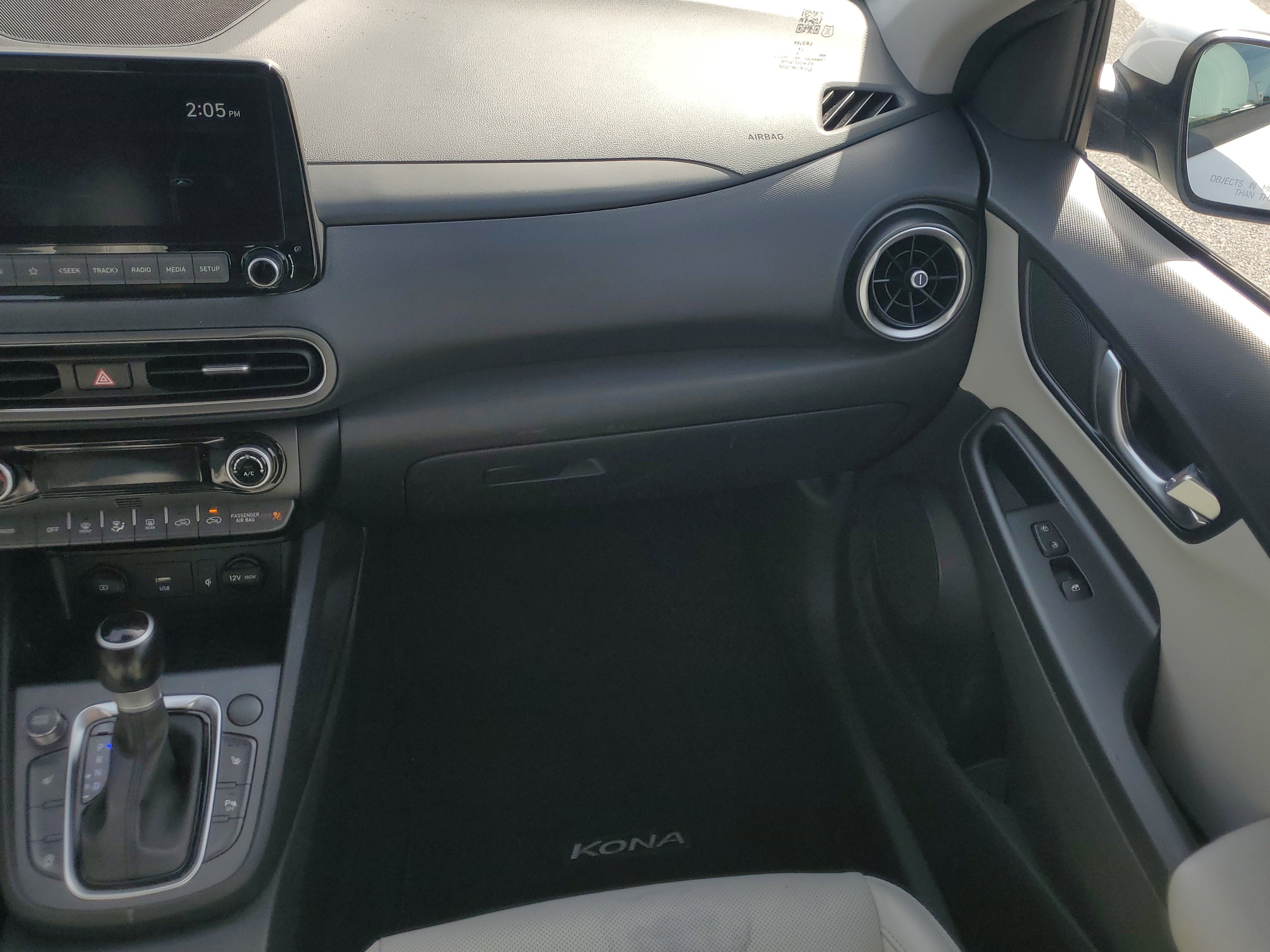 Used 2022 Hyundai Kona Limited image 17