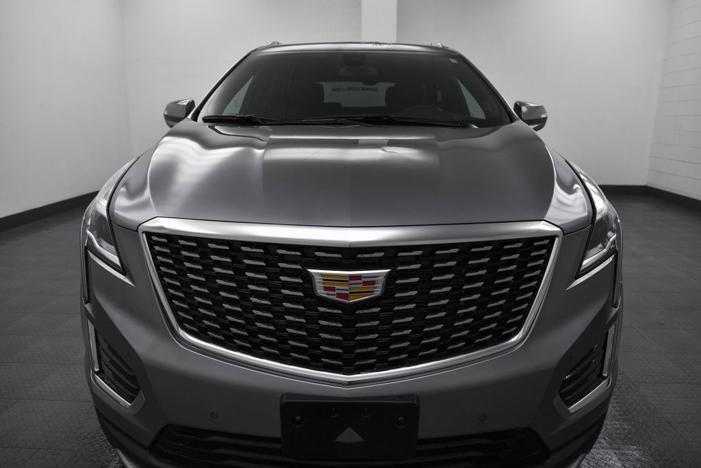 Used 2025 Cadillac XT5 Premium Luxury image 2