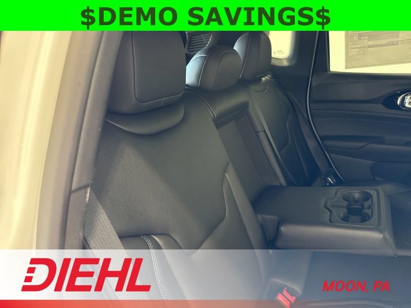 New 2026 Jeep Compass Limited AWD/4WD image 12