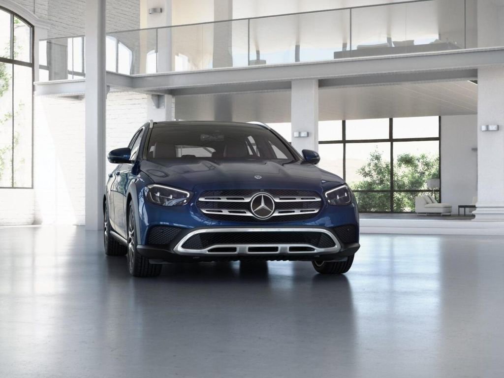 Used 2023 Mercedes-Benz E 450 4MATIC All-Terrain Wagon image 9