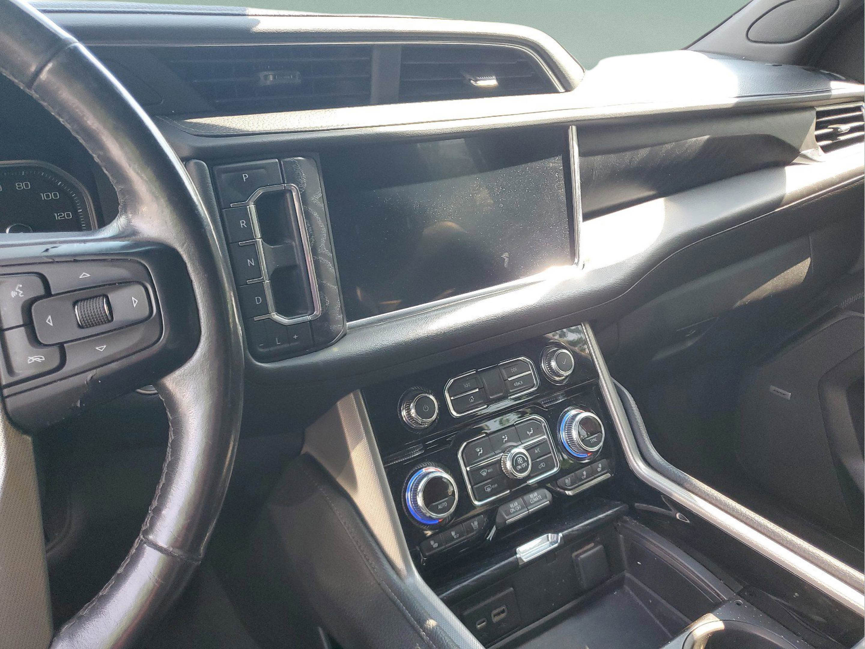 Used 2021 GMC Yukon Denali RWD image 21