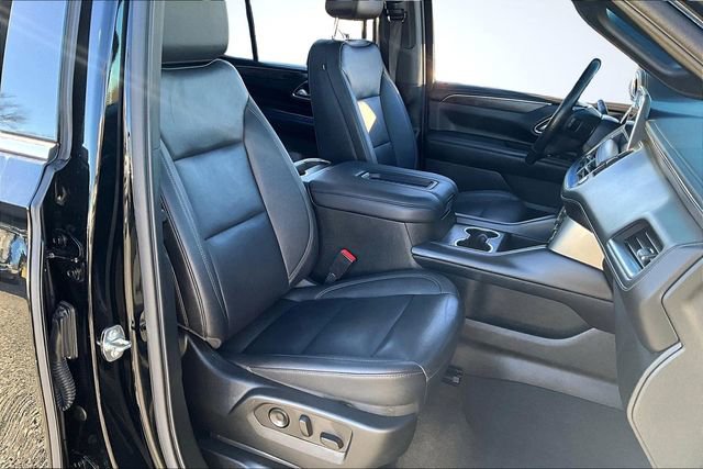 Used 2022 Chevrolet Tahoe LT w/ LT Signature Plus Package image 32
