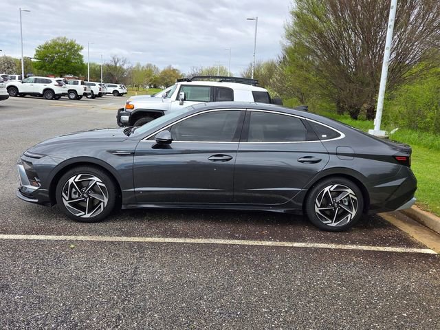 Used 2024 Hyundai Sonata SEL w/ Convenience Package image 4