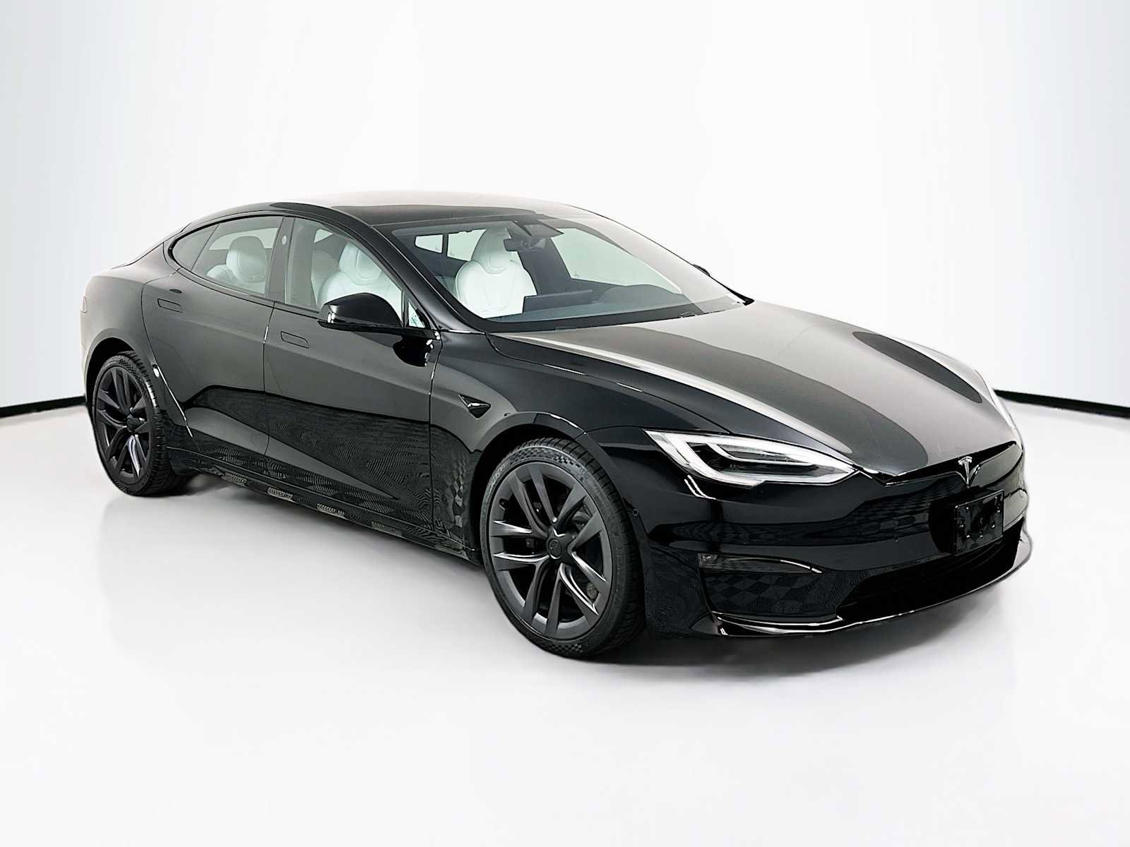 Used 2022 Tesla Model S Plaid AWD/4WD image 7