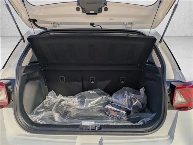 New 2026 Hyundai Venue SE image 19