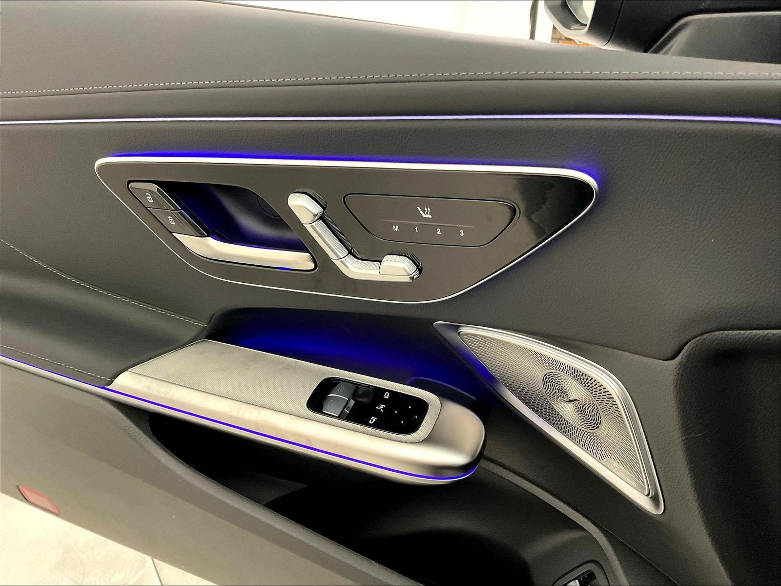 New 2026 Mercedes-Benz CLE 300 4MATIC Coupe image 24
