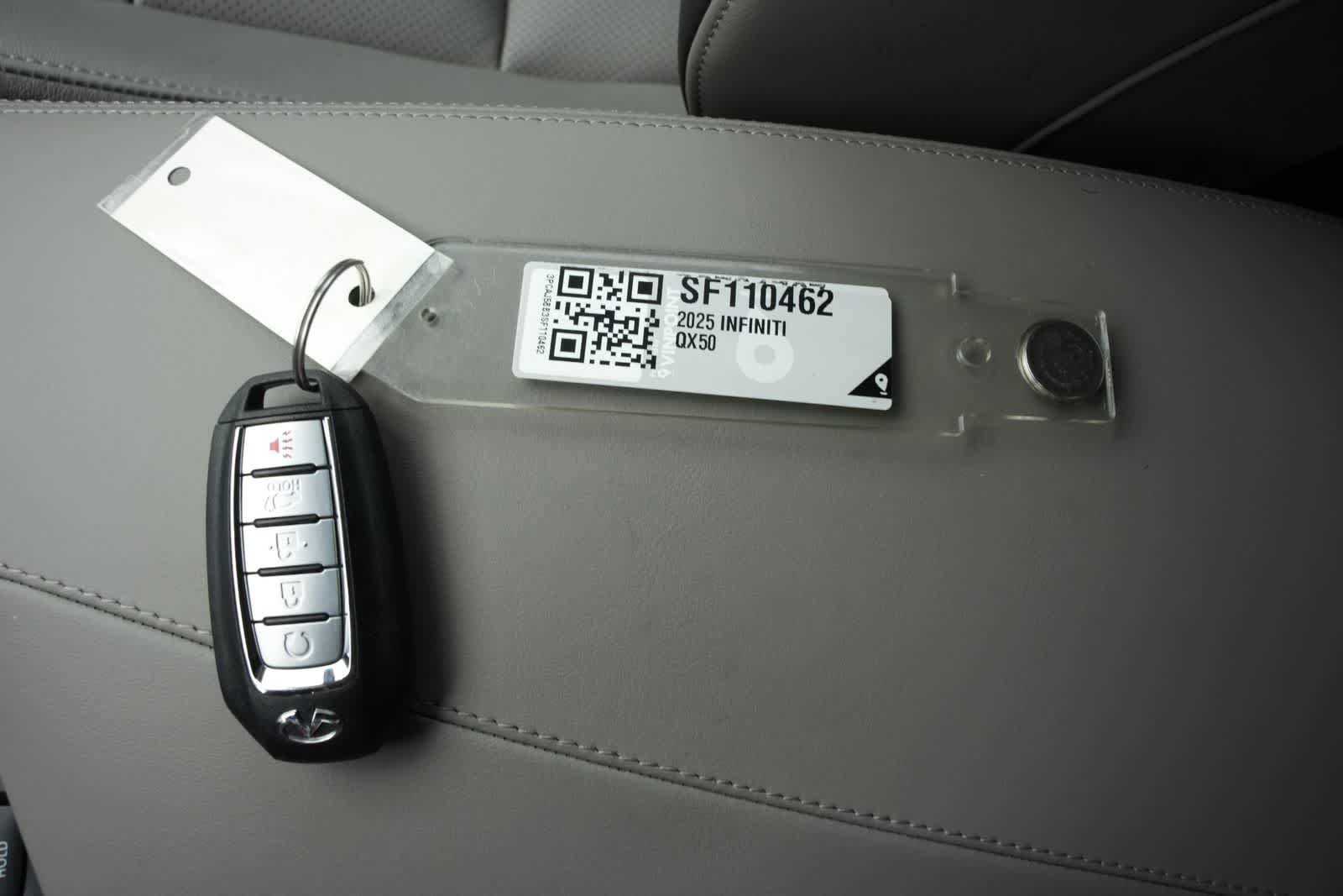 Used 2025 INFINITI QX50 Luxe AWD/4WD image 27