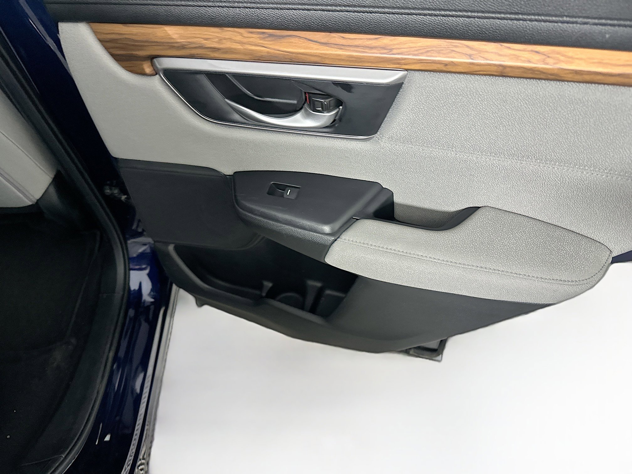 Used 2020 Honda CR-V EX image 26