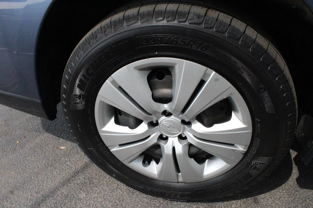 Used 2013 Subaru Outback 2.5i AWD/4WD image 58