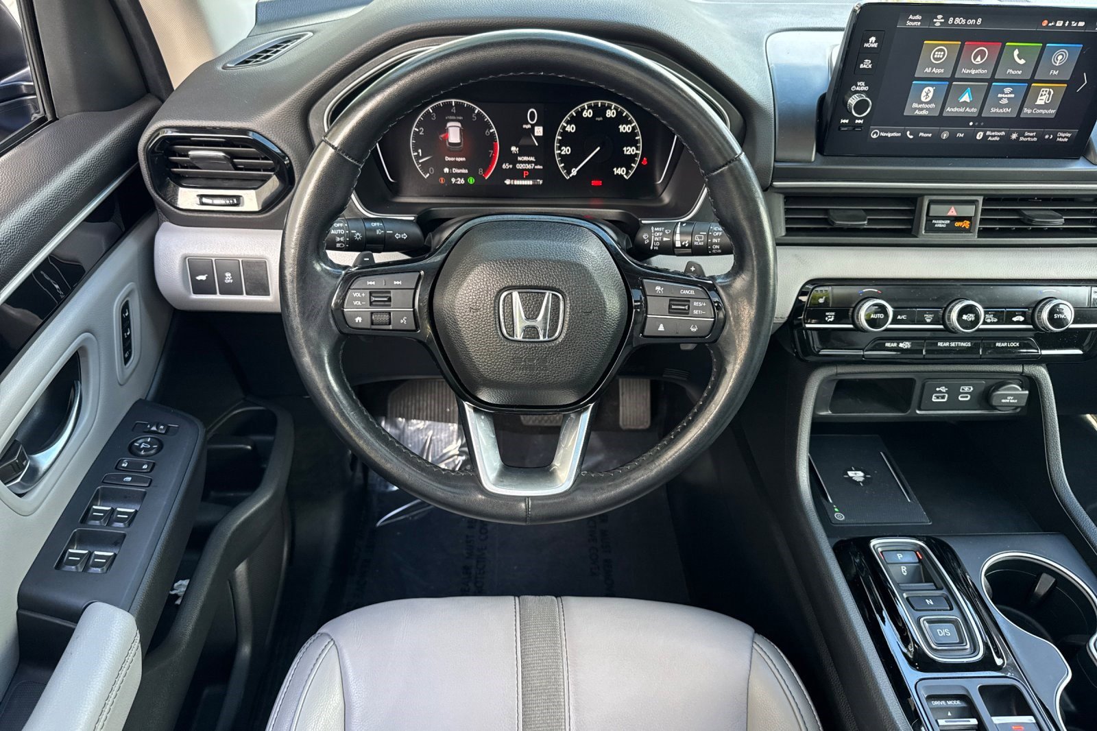 Certified 2024 Honda Pilot Touring image 29