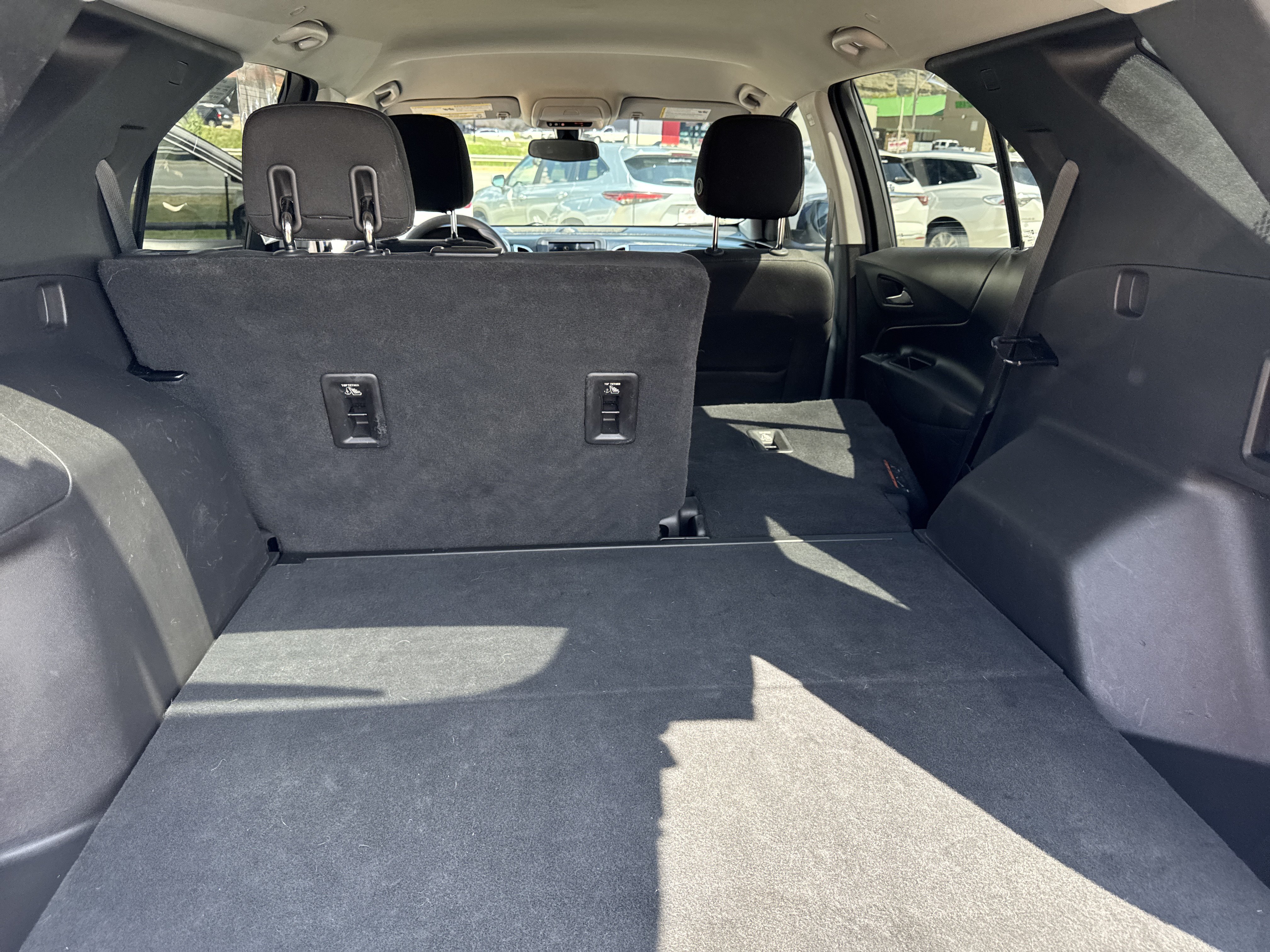 Used 2019 Chevrolet Equinox LT w/ LT Appearance Package FWD image 26
