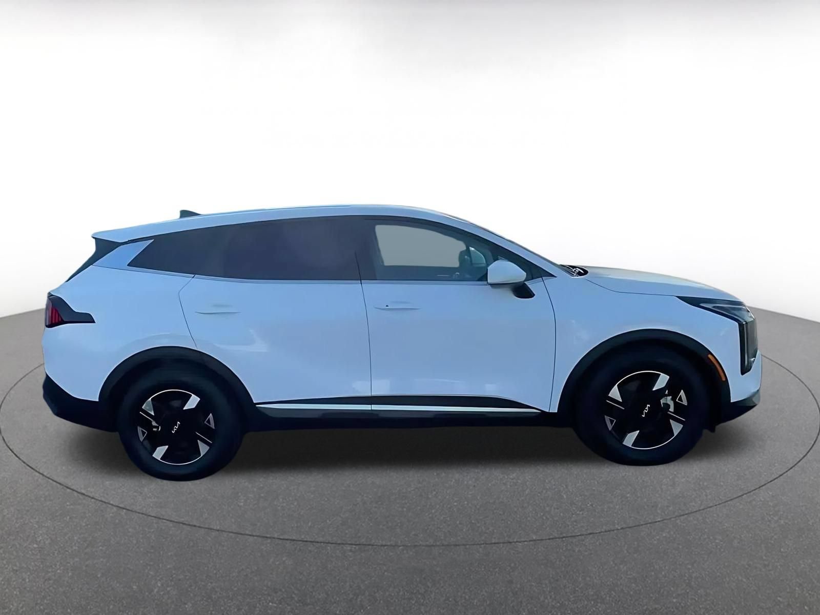 Used 2026 Kia Sportage LX FWD image 15