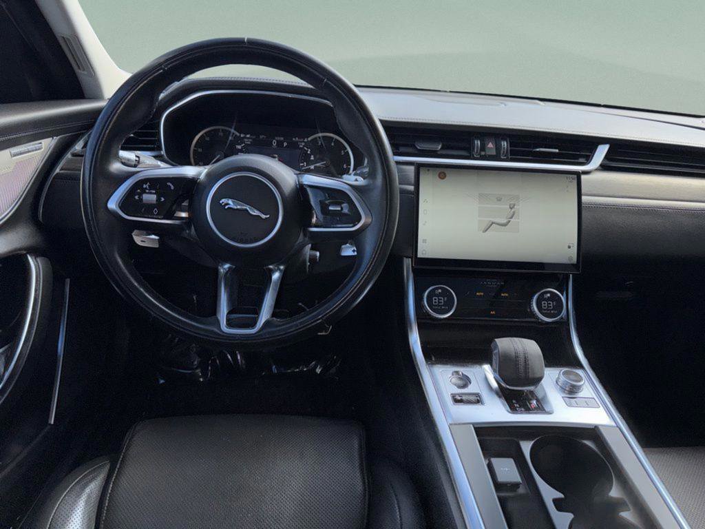 Used 2022 Jaguar XF SE image 25