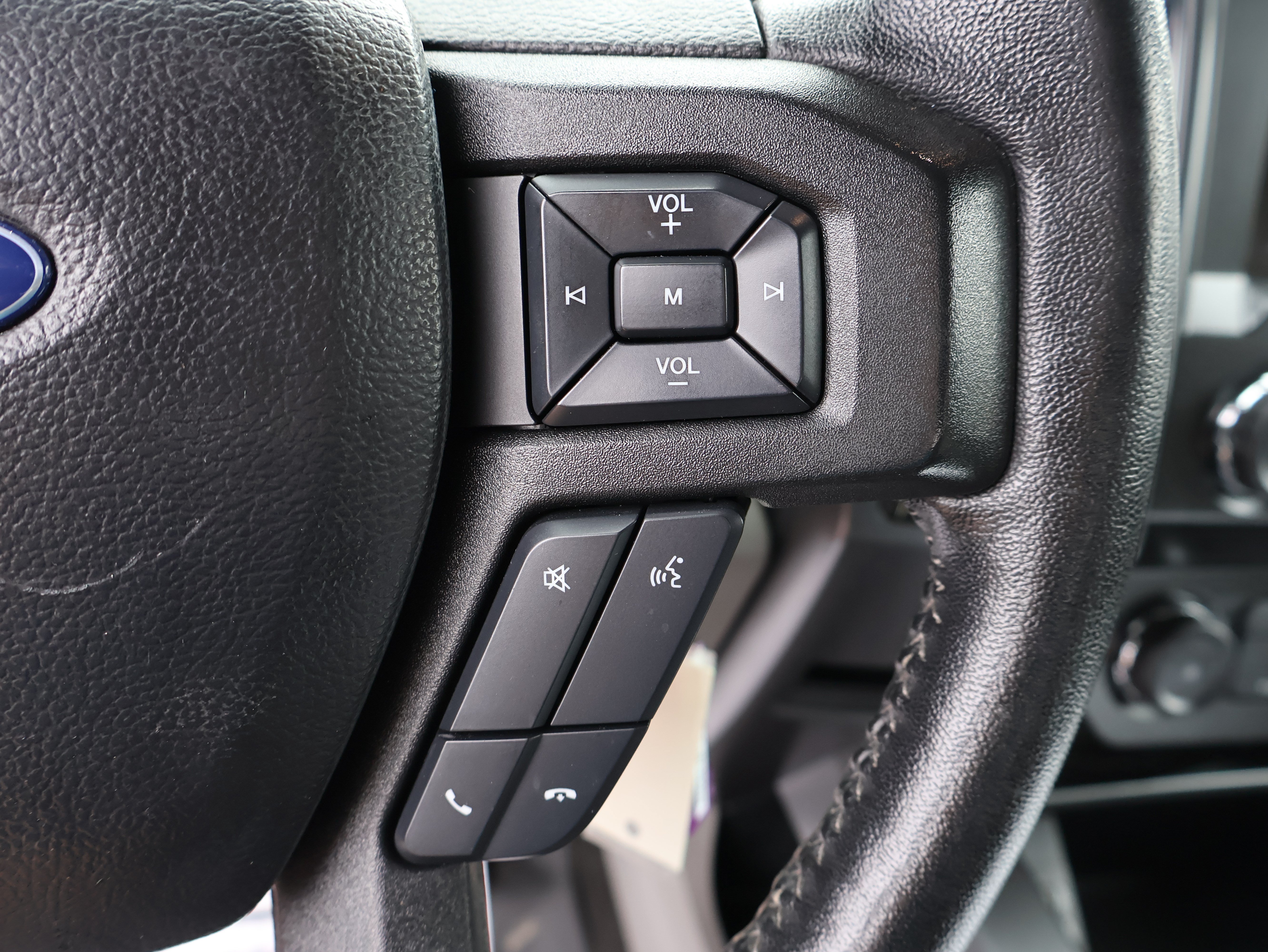 Used 2019 Ford F150 XLT w/ Equipment Group 302A Luxury AWD/4WD image 27