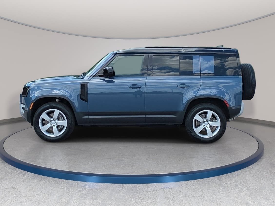 Certified 2025 Land Rover Defender 110 S AWD/4WD image 8