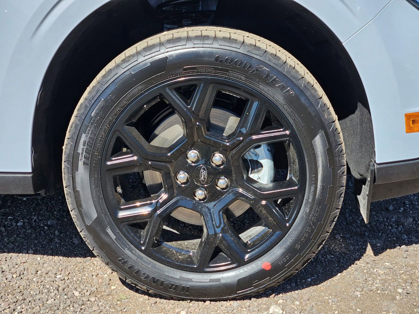 New 2026 Ford Maverick XLT w/ XLT Luxury Package AWD/4WD image 10