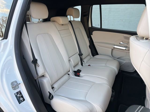 Used 2023 Mercedes-Benz EQB 250+ w/ Pinnacle Package image 11