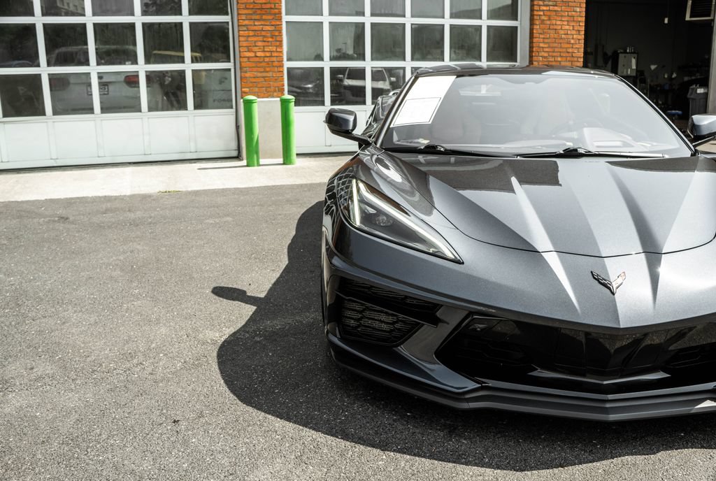 Used 2020 Chevrolet Corvette Stingray Preferred Cpe w/ 2LT Preferred Equipment Group RWD image 32