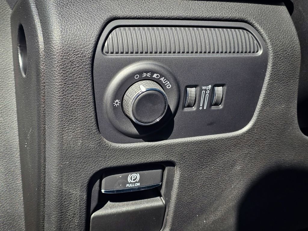 New 2026 Jeep Grand Wagoneer L 4WD image 15