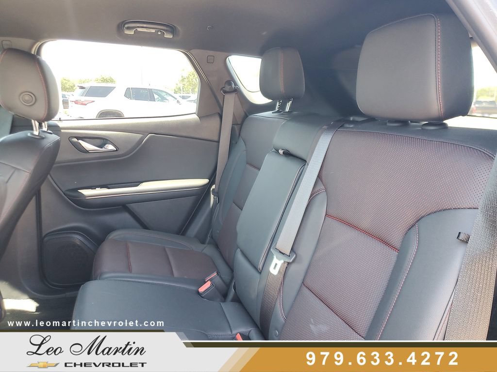 Used 2025 Chevrolet Blazer RS AWD/4WD image 10