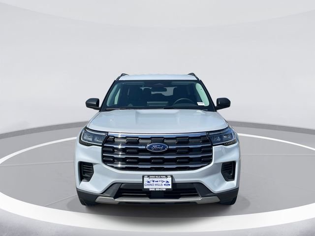 New 2026 Ford Explorer Active RWD image 2
