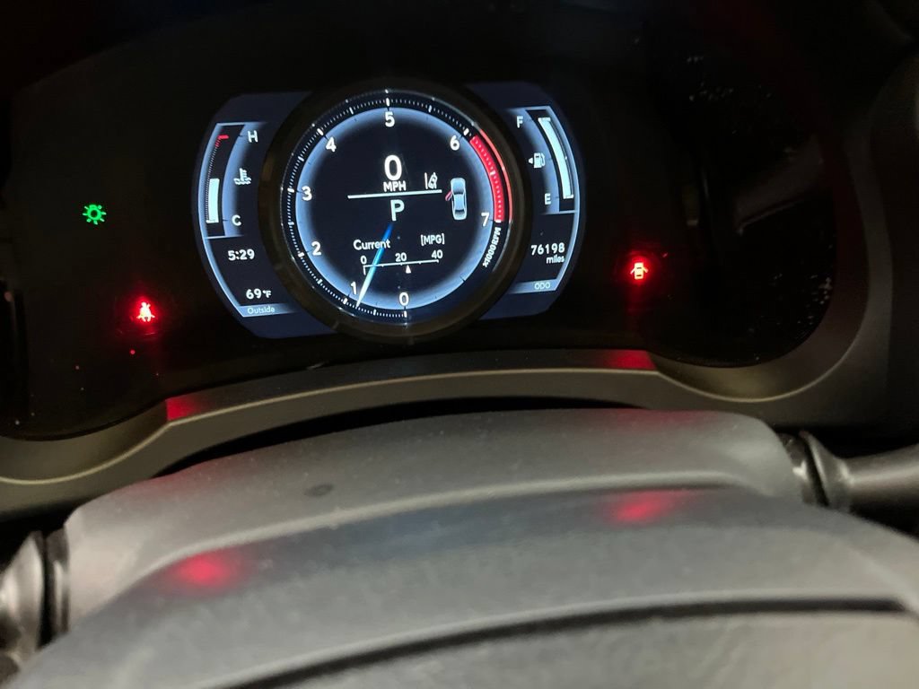 Used 2019 Lexus IS 300 F Sport w/ F Sport Package RWD image 15