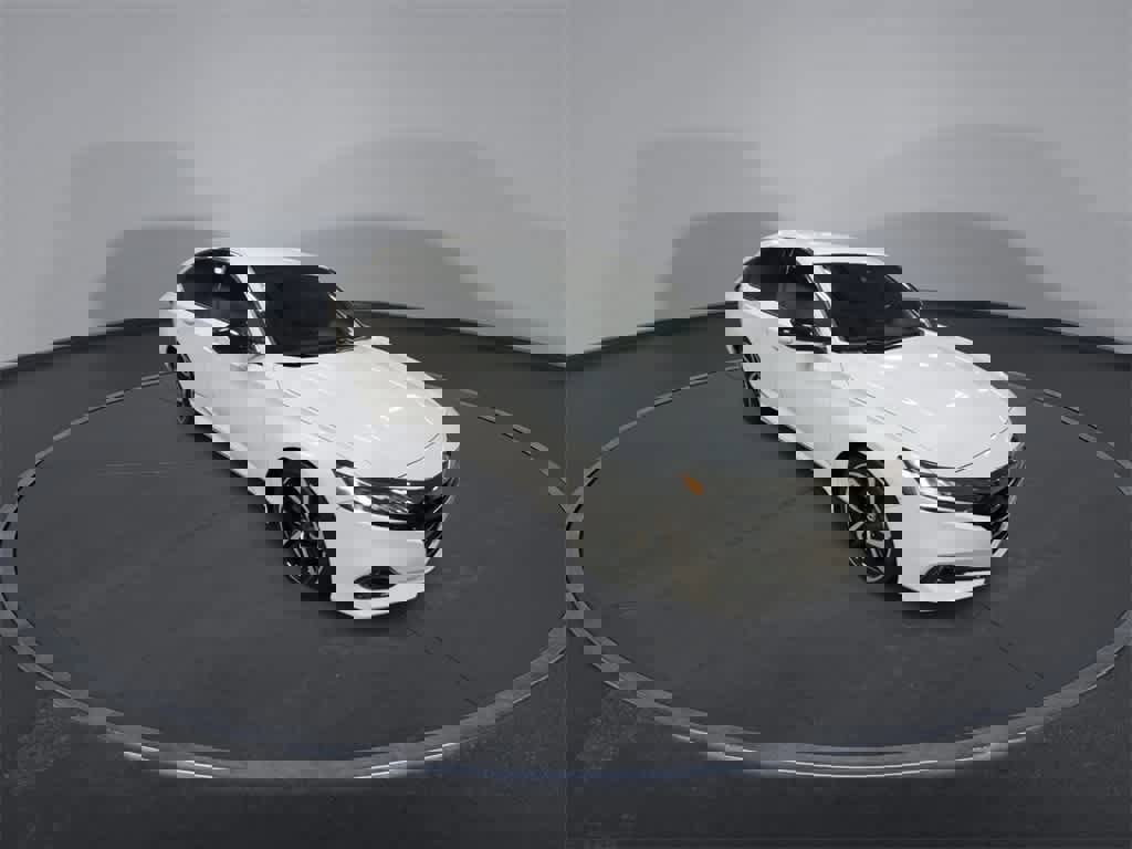 Used 2022 Honda Accord Sport image 2