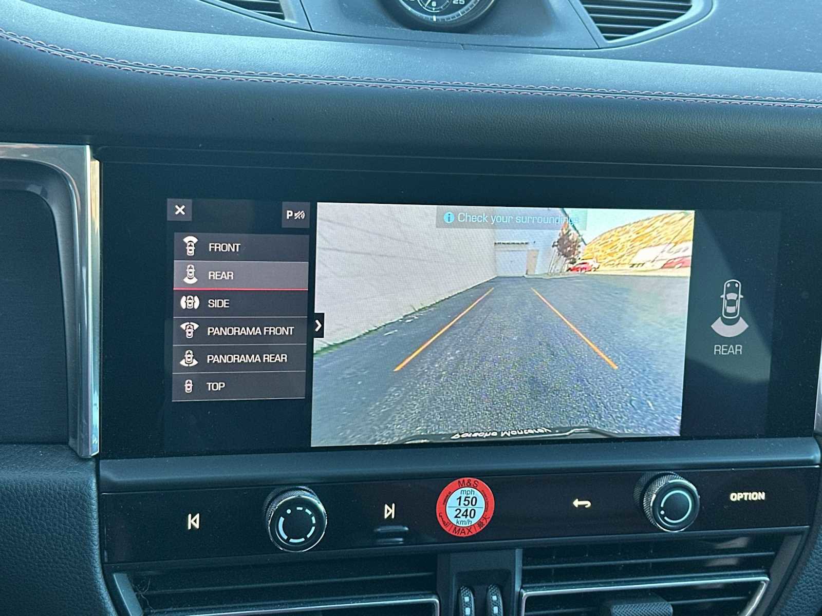 Certified 2025 Porsche Macan GTS image 21