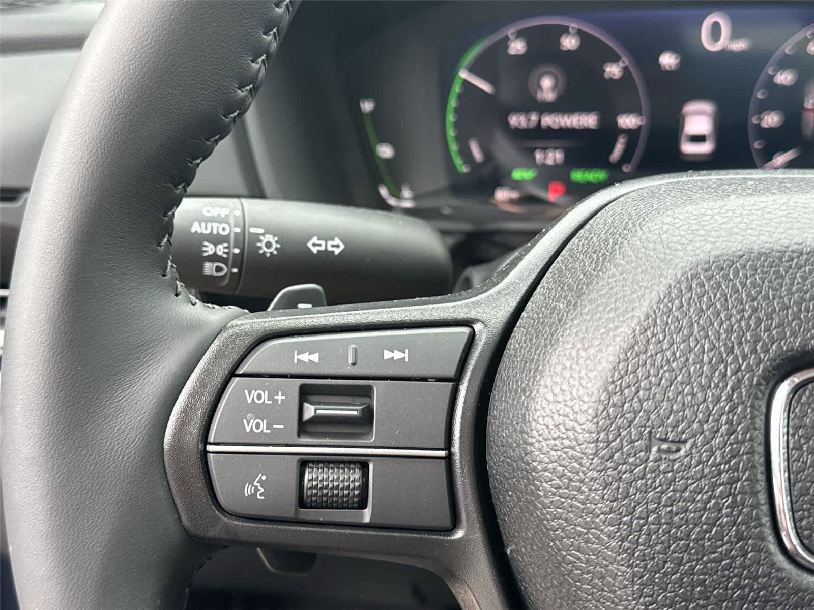 Used 2025 Honda Accord EX-L image 19