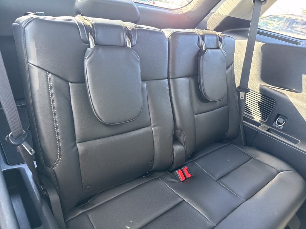 Certified 2022 Ford Explorer Limited AWD/4WD image 30