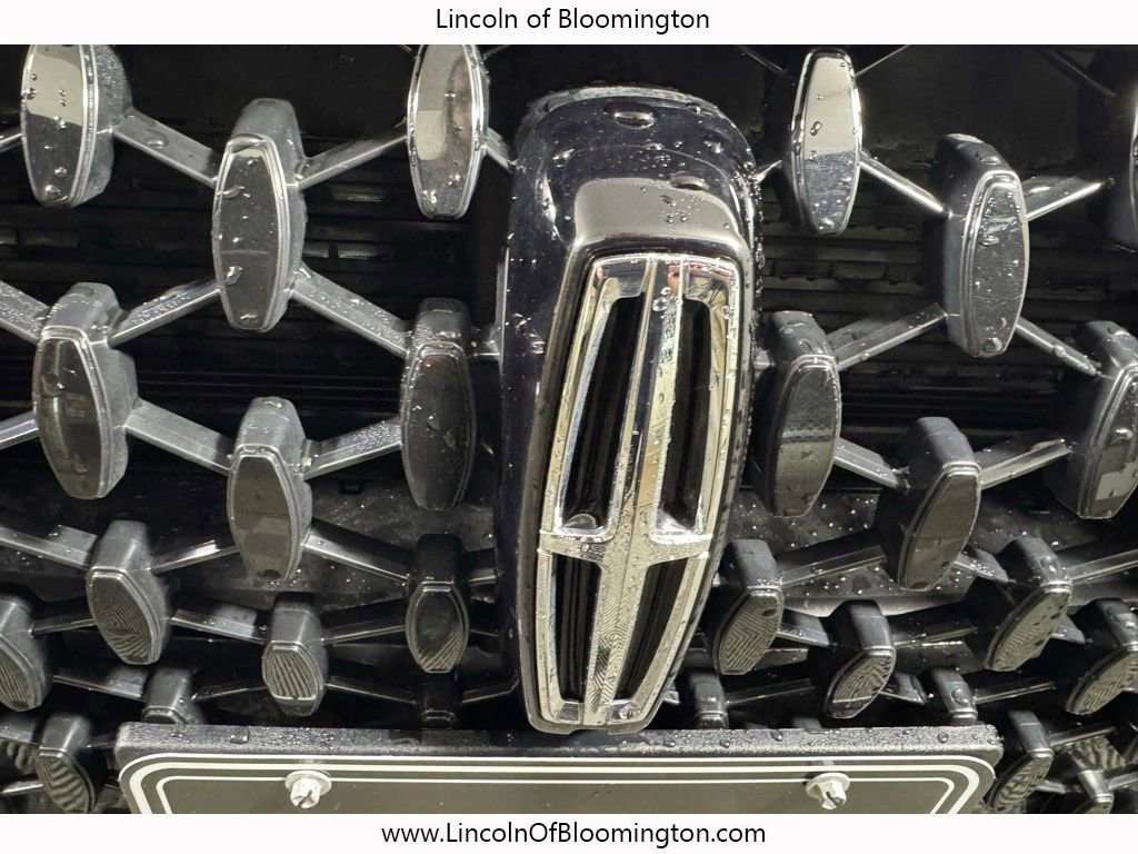 Certified 2023 Lincoln Corsair Reserve w/ Equipment Group 201A image 12