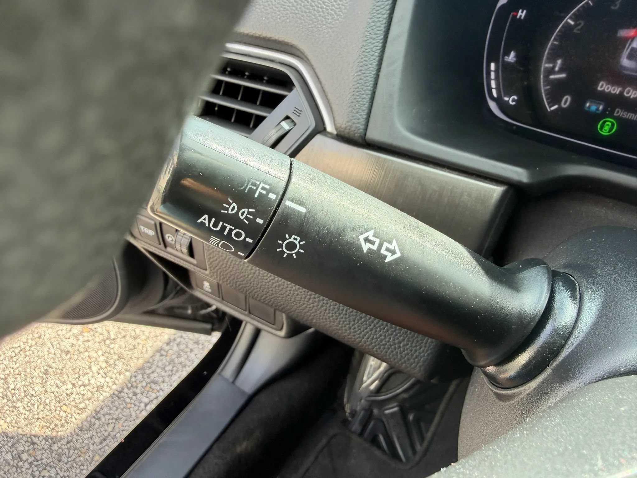Used 2018 Honda Accord LX image 37