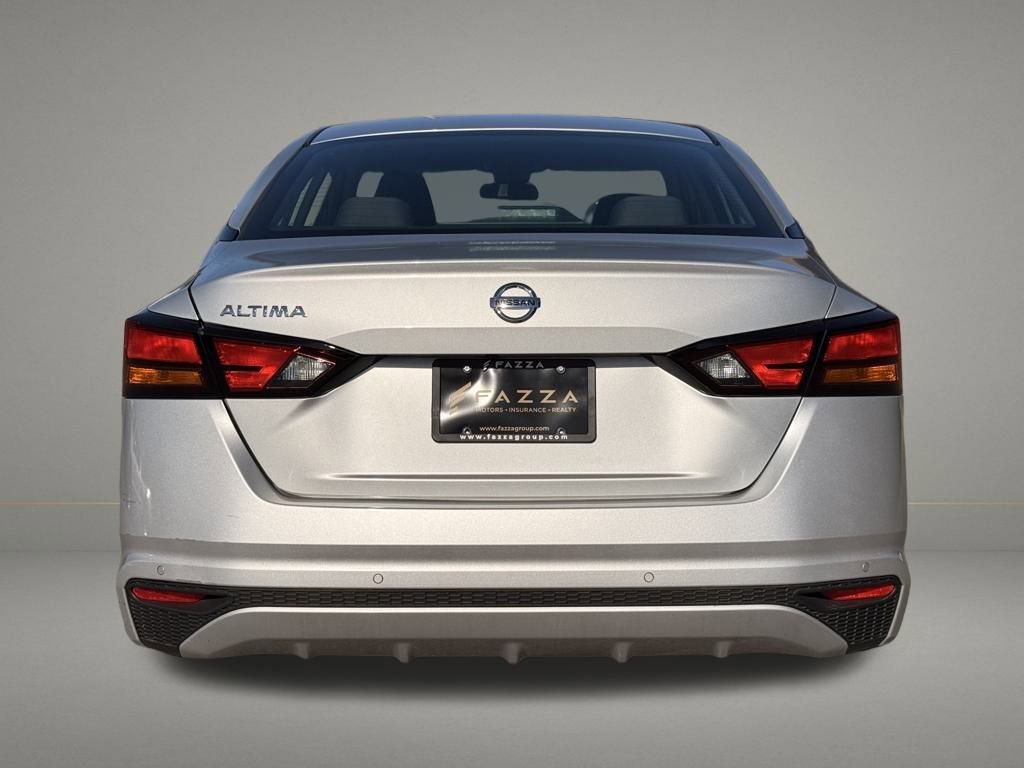 Used 2022 Nissan Altima 2.5 S w/ Driver Assist Package image 4