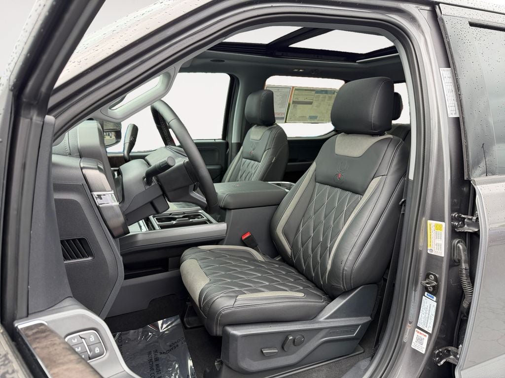 New 2026 Ford F250 Lariat w/ Black Appearance Package AWD/4WD image 6