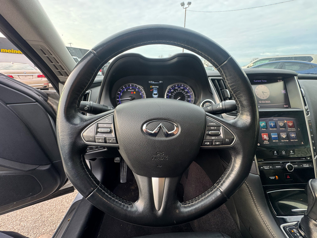 Used 2016 INFINITI Q50 Premium image 17