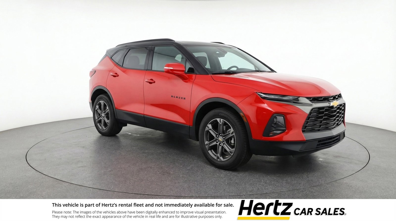 Used 2025 Chevrolet Blazer LT image 1