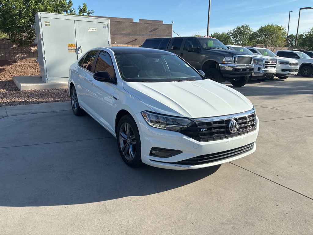 Used 2019 Volkswagen Jetta R-Line w/ R-Line Cold Weather Package image 2
