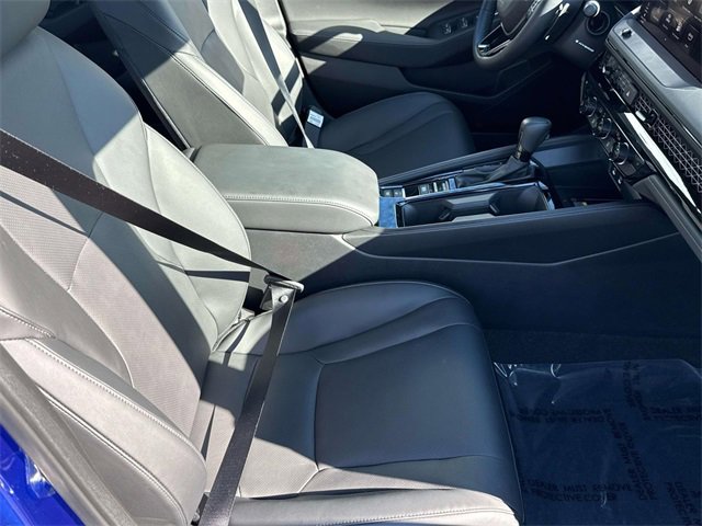 Used 2025 Honda Accord Sport image 7