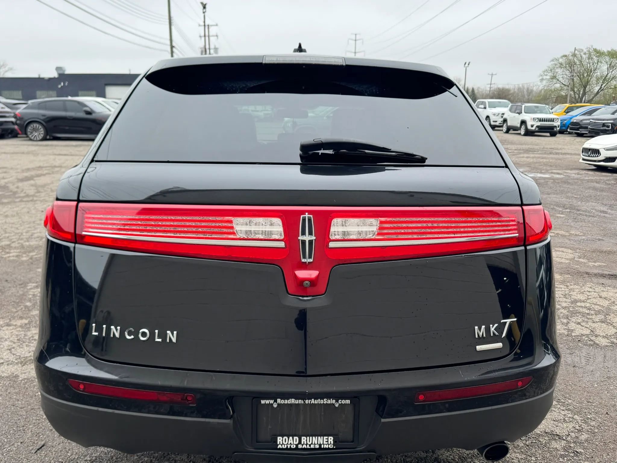 Used 2015 Lincoln MKT AWD w/ Equipment Group 201A image 6