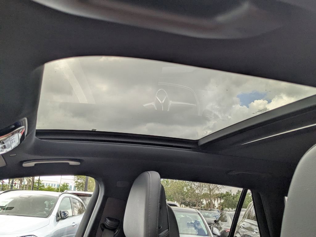 Certified 2024 Mercedes-Benz GLC 300 4MATIC image 8