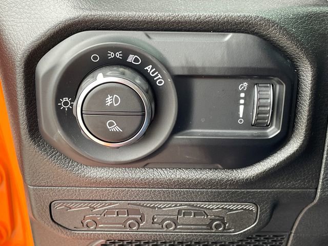 Used 2025 Jeep Gladiator Willys image 26