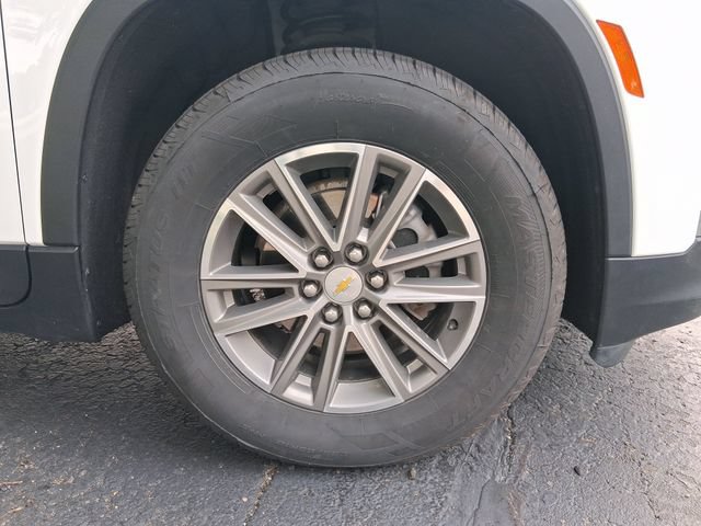 Used 2023 Chevrolet Traverse LT FWD image 6
