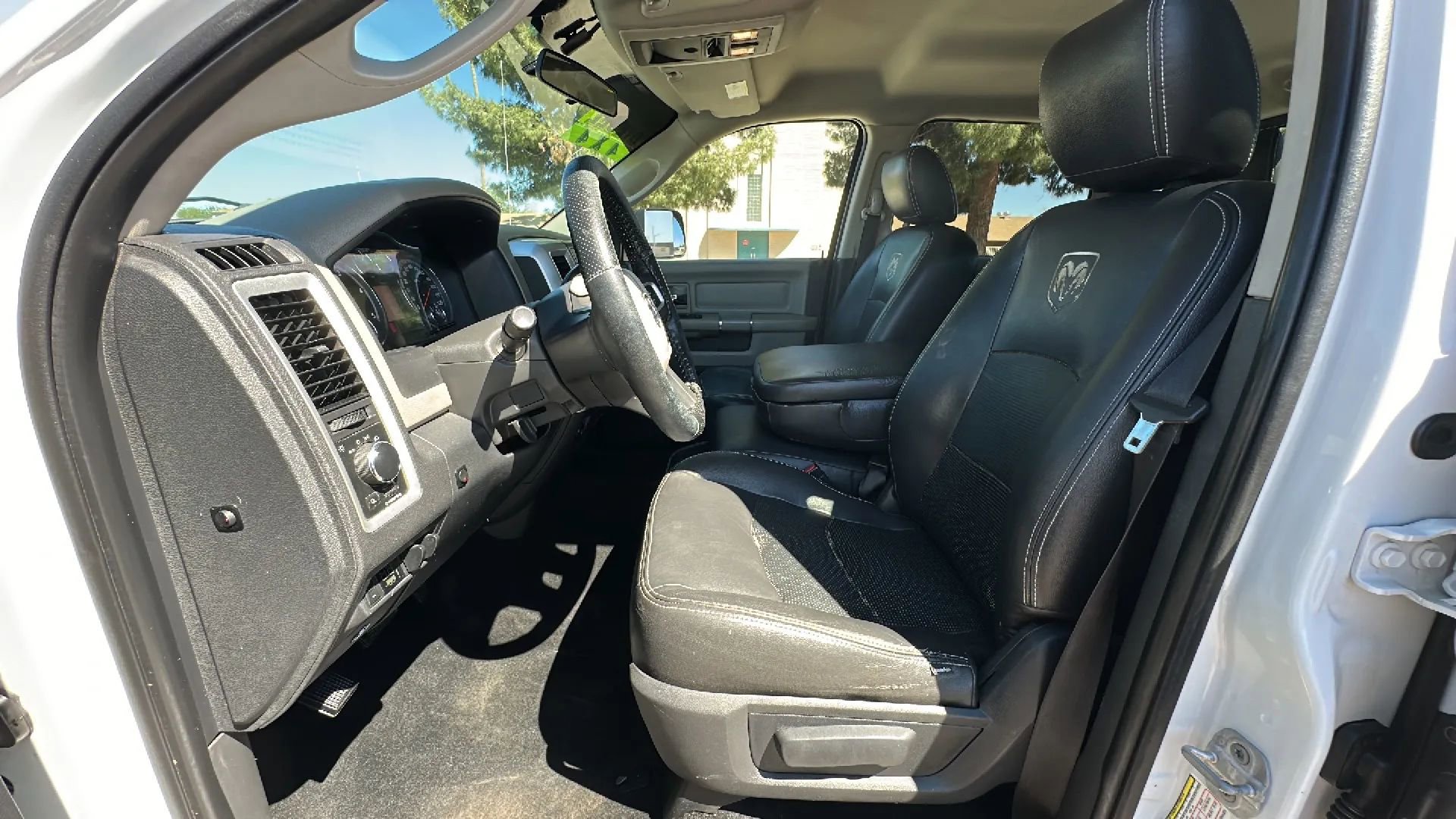 Used 2011 RAM 2500 SLT w/ Protection Group image 12