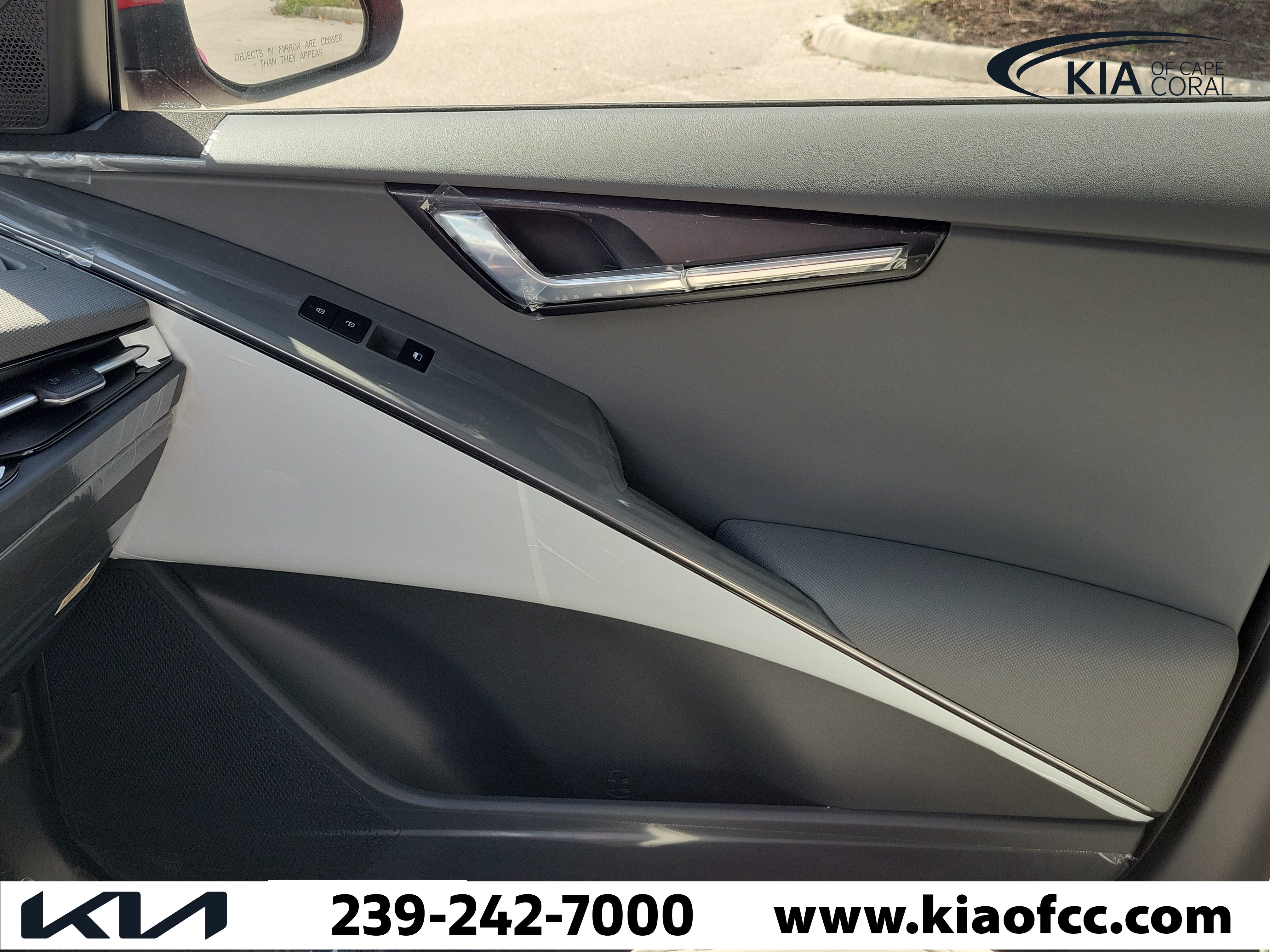 New 2026 Kia Niro EX FWD image 29