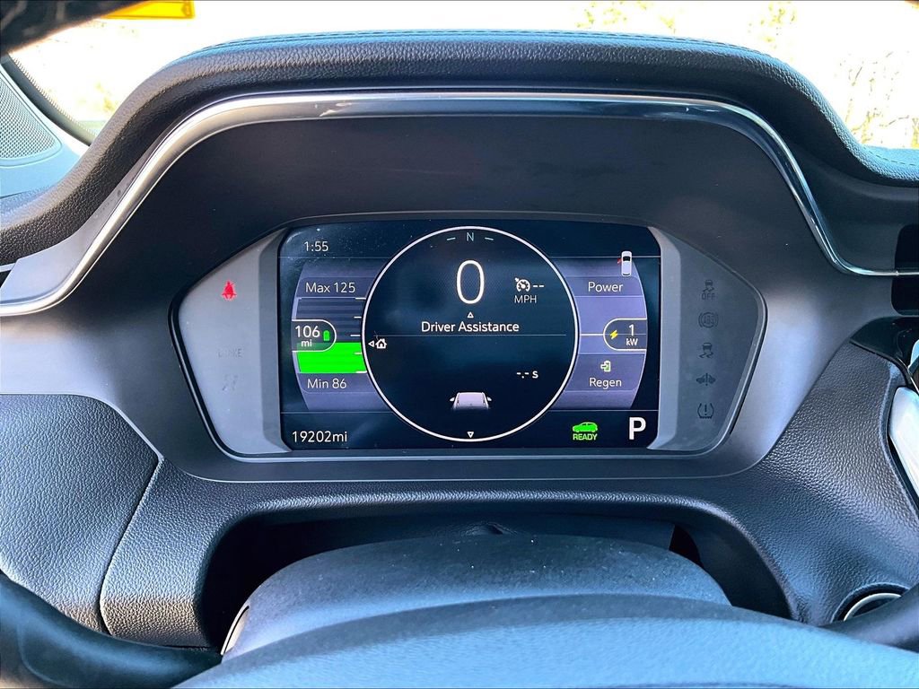 Certified 2023 Chevrolet Bolt EUV LT w/ Convenience Package image 23