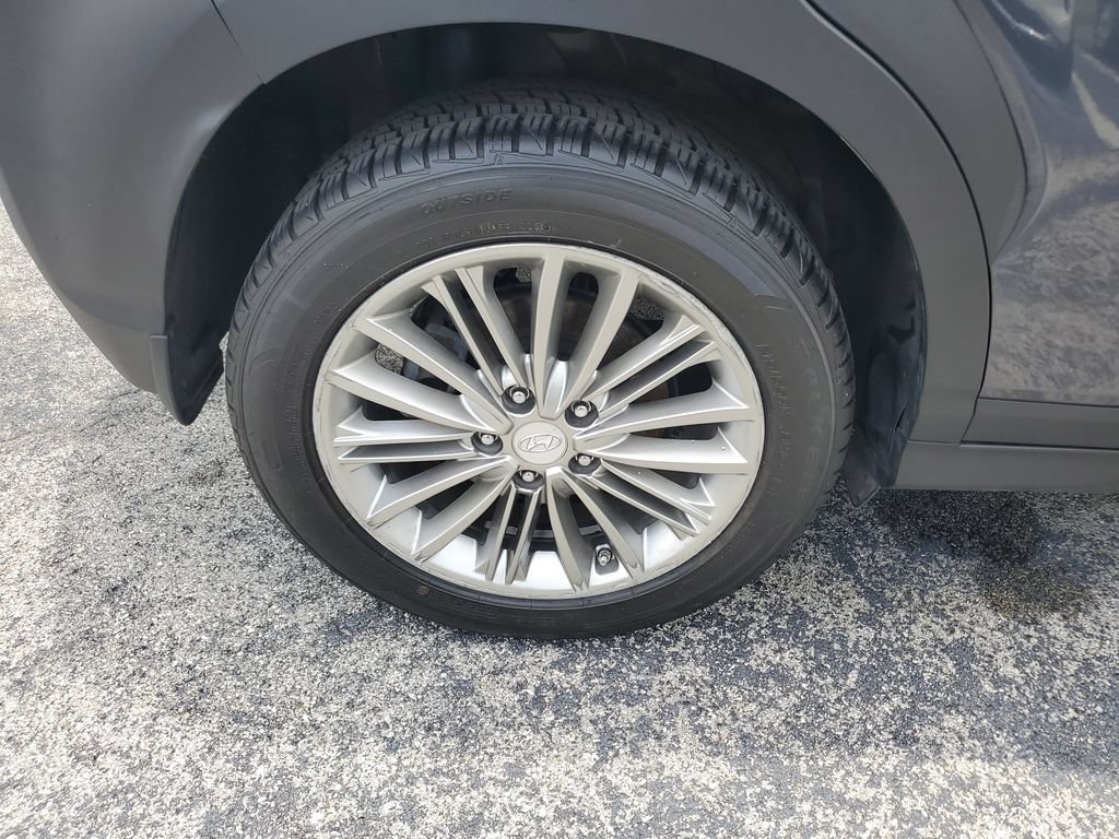 Used 2019 Hyundai Kona SEL AWD/4WD image 7